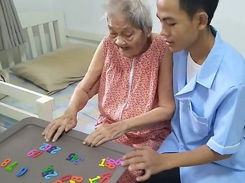 ผู้สูงอายุร่วมกิจกรรมระหว่างทดลองพักระยะสั้น